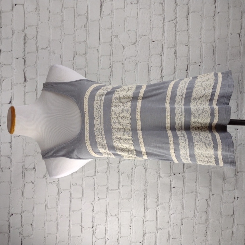 Urban Outfitters Kimchi Blue Gray & Lace Striped Racerback Tank S Back Zipper